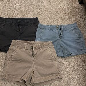 Bundle of chino shorts AE